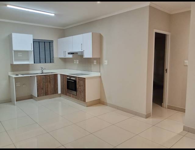 2 BEDROOM APARTMENT FOR SALE IN UMHLANGA RIDGE
